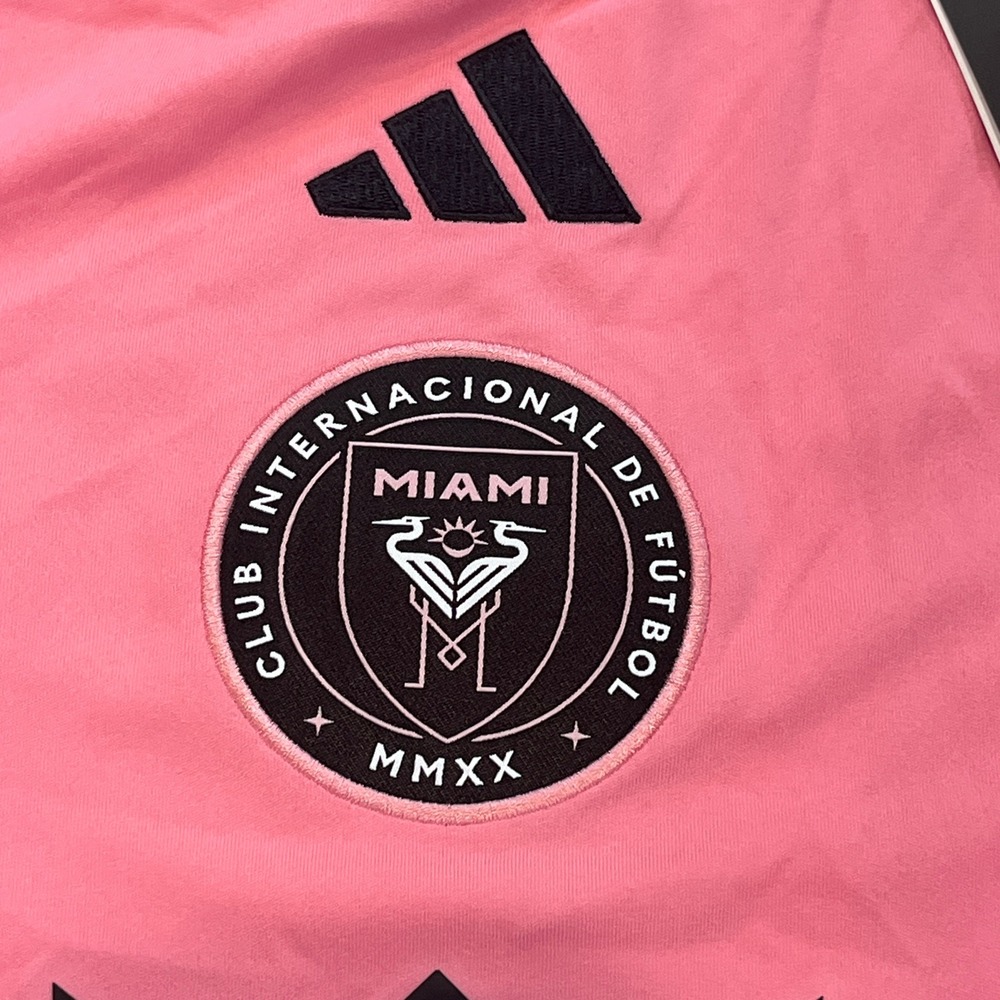 Adidas NEW Inter Miami CF Home Jersey Messi #10 Mens XL Pink Polyester Slim Fit - Picture 4 of 13